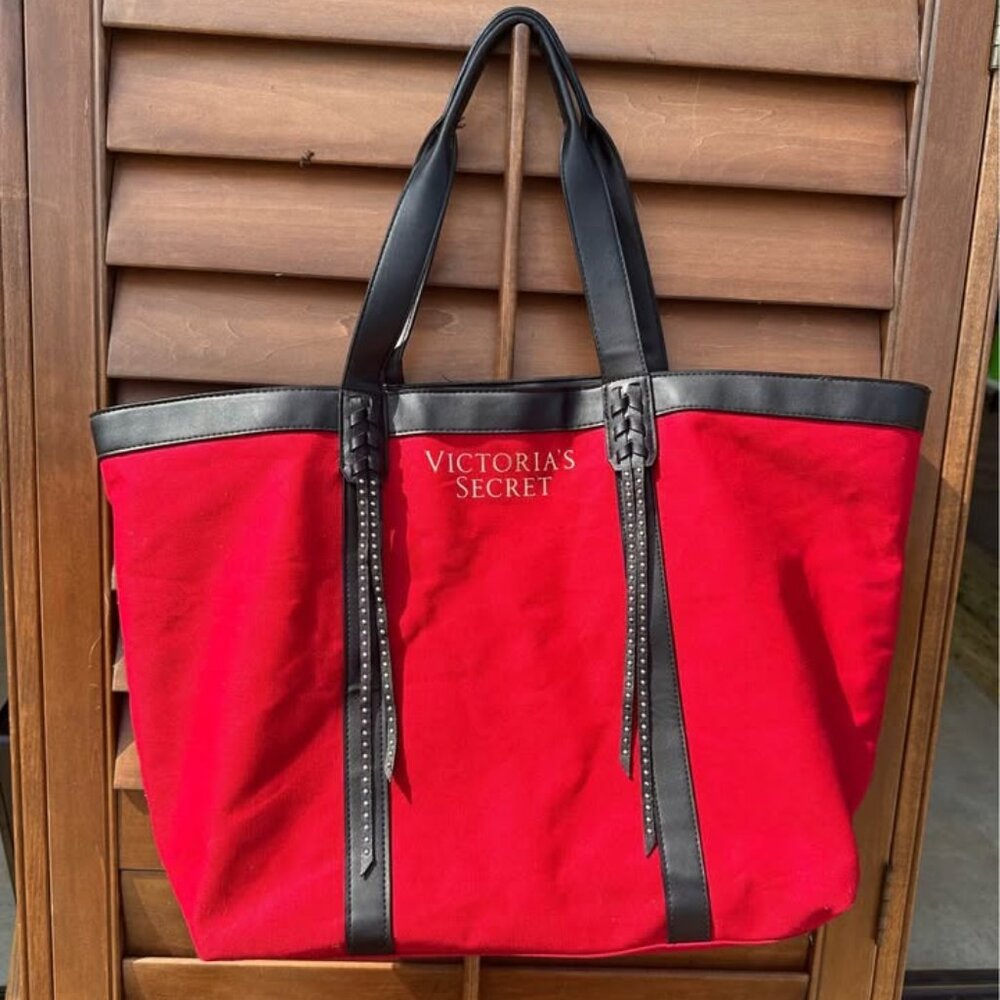 💜 2/$40! Victoria's Secret Large Red Tote